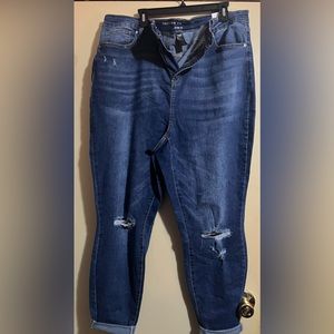 SOLD Fashion to Figure jeans 22